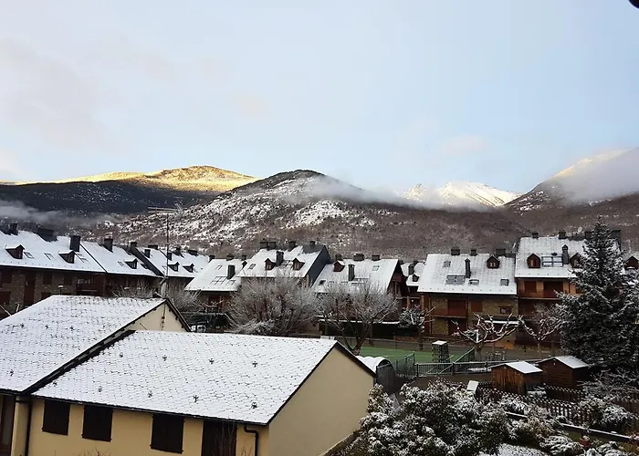 Family Duplex Esterri Διαμέρισμα *